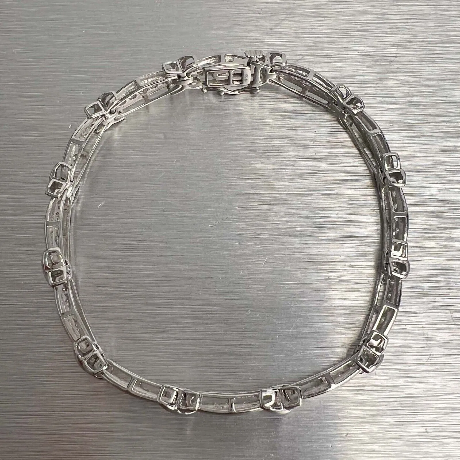 10k White Gold Diamond Station X Crossover Bracelet 2.10ctw G SI2 7.00" 10.9g