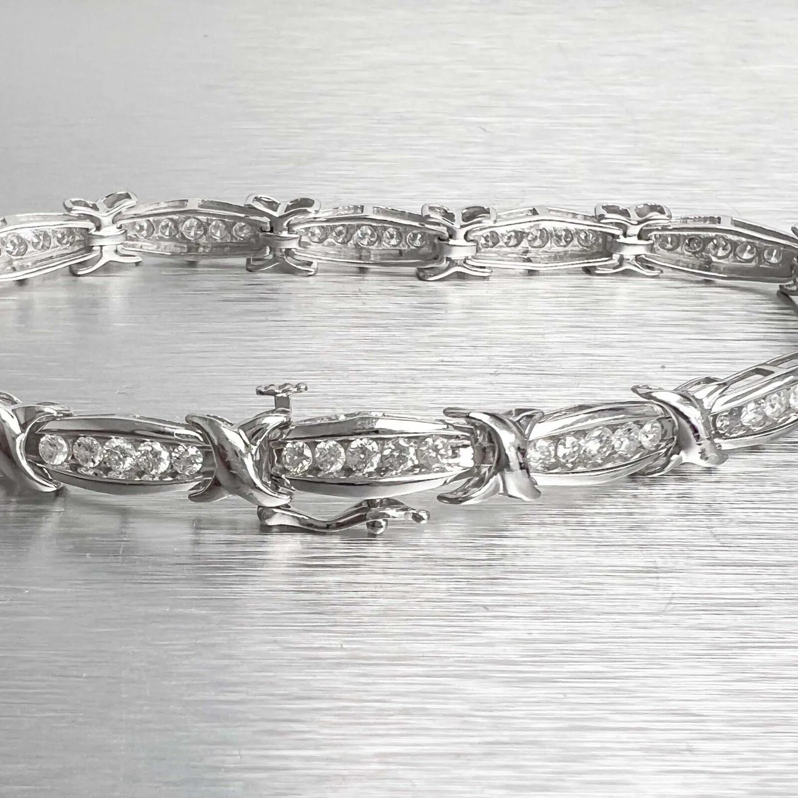 10k White Gold Diamond Station X Crossover Bracelet 2.10ctw G SI2 7.00" 10.9g