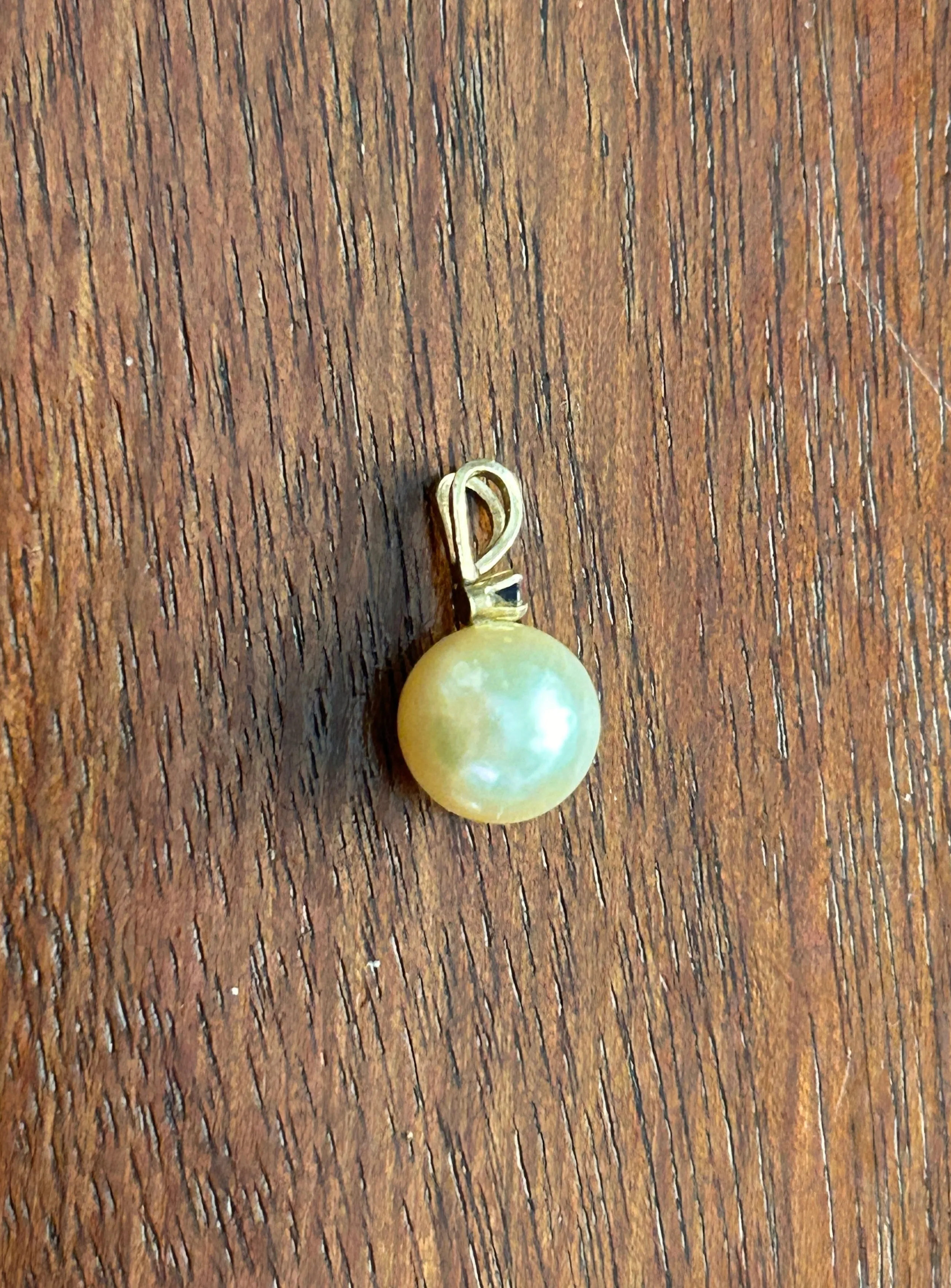 10k Yellow Gold Cream Ivory Pearl Sapphire Slide Necklace Pendant