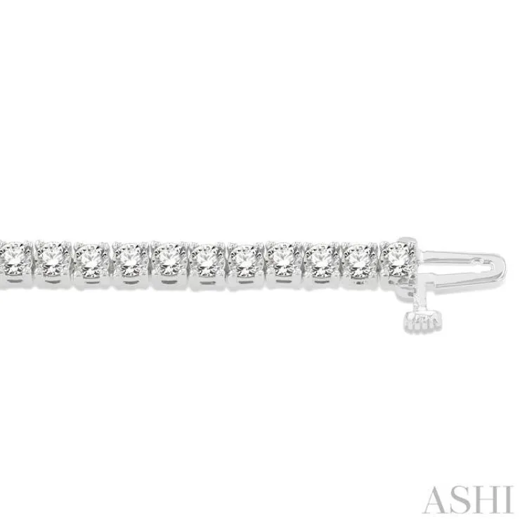 5 Ctw Round Cut Diamond Tennis Bracelet in 14K White Gold