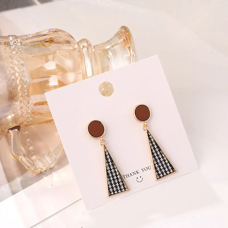 925 Silver Needle Houndstooth Earrings Cold Wind