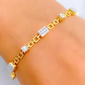 Alternating Chain Linked Diamond   18k Gold Bracelet