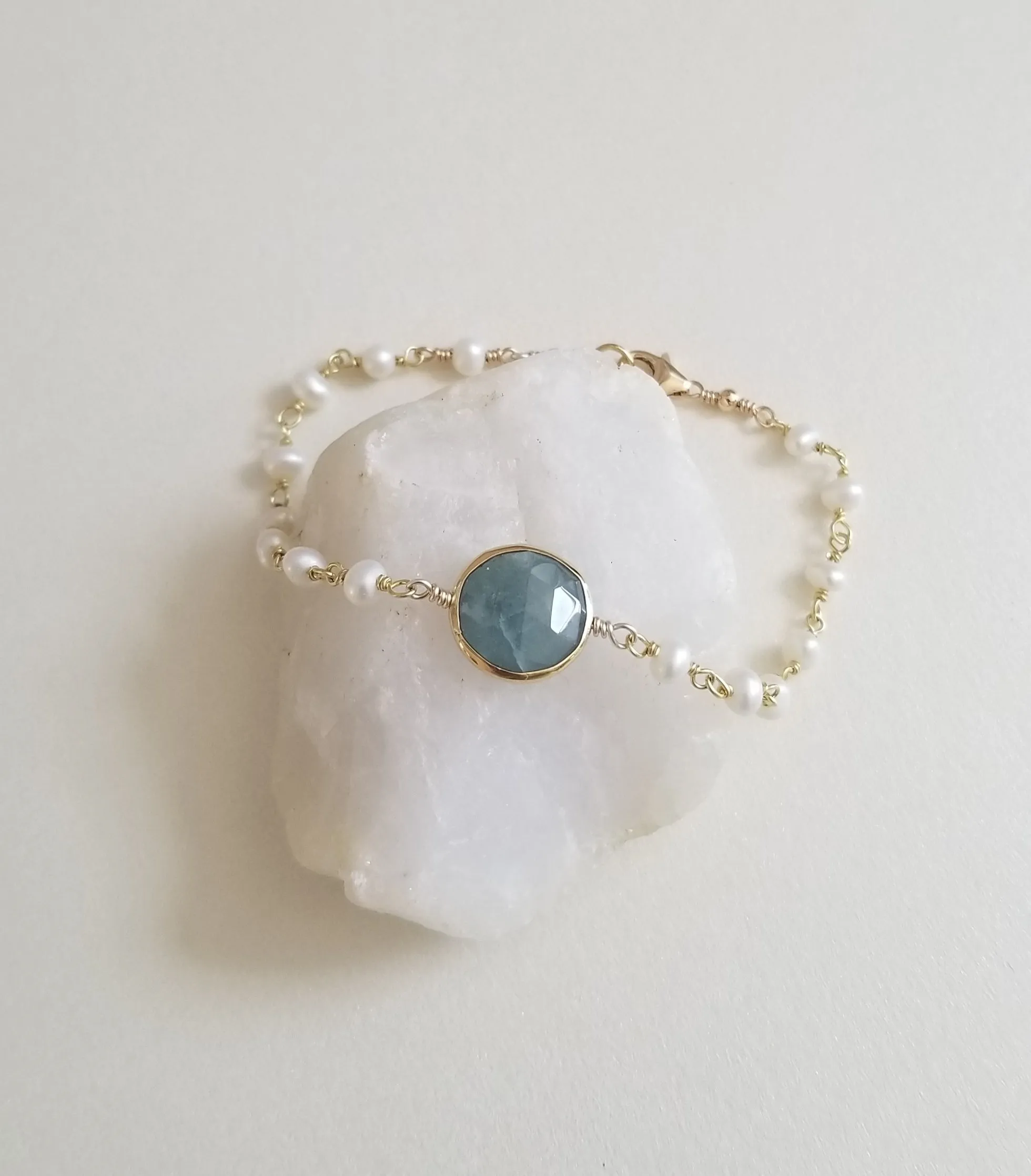 Aquamarine and Freshwater Pearls Bracelet