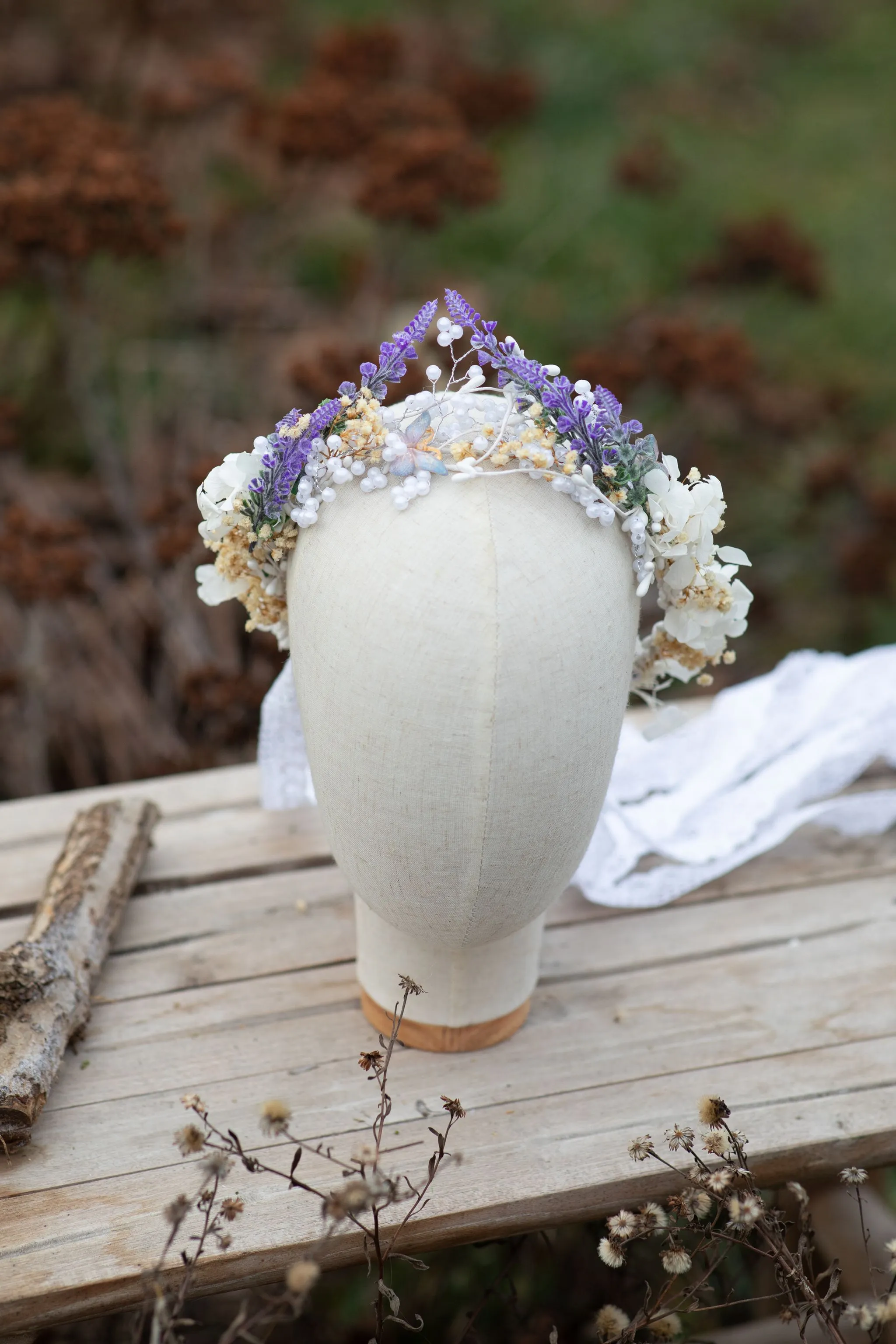 Bridal flower crown Lavender hair crown Wedding accessories Flower crown with laces Unique flower crown Headpiece for bride Photoshoot