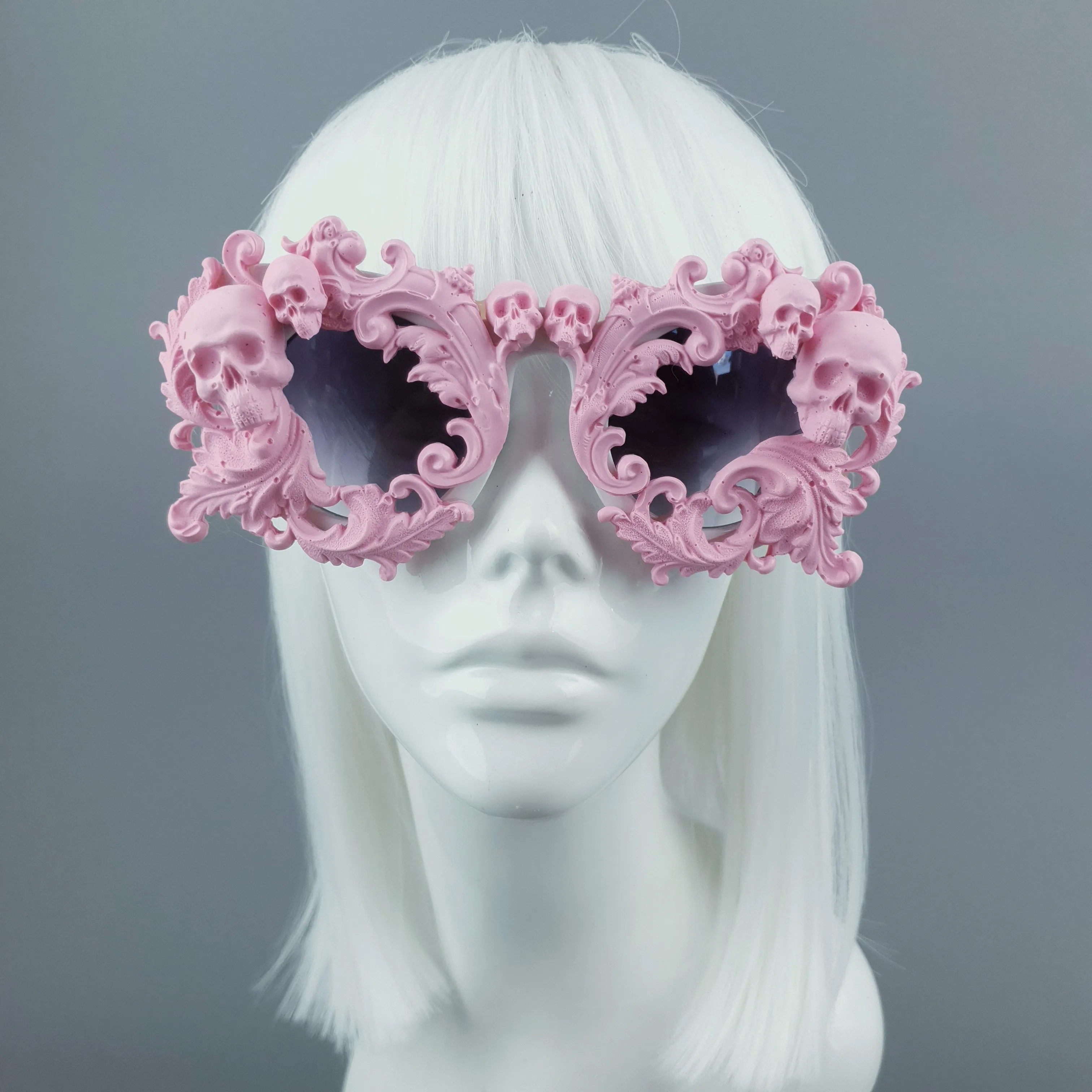 "Mabuz" Pink Skull & Filigree Sunglasses