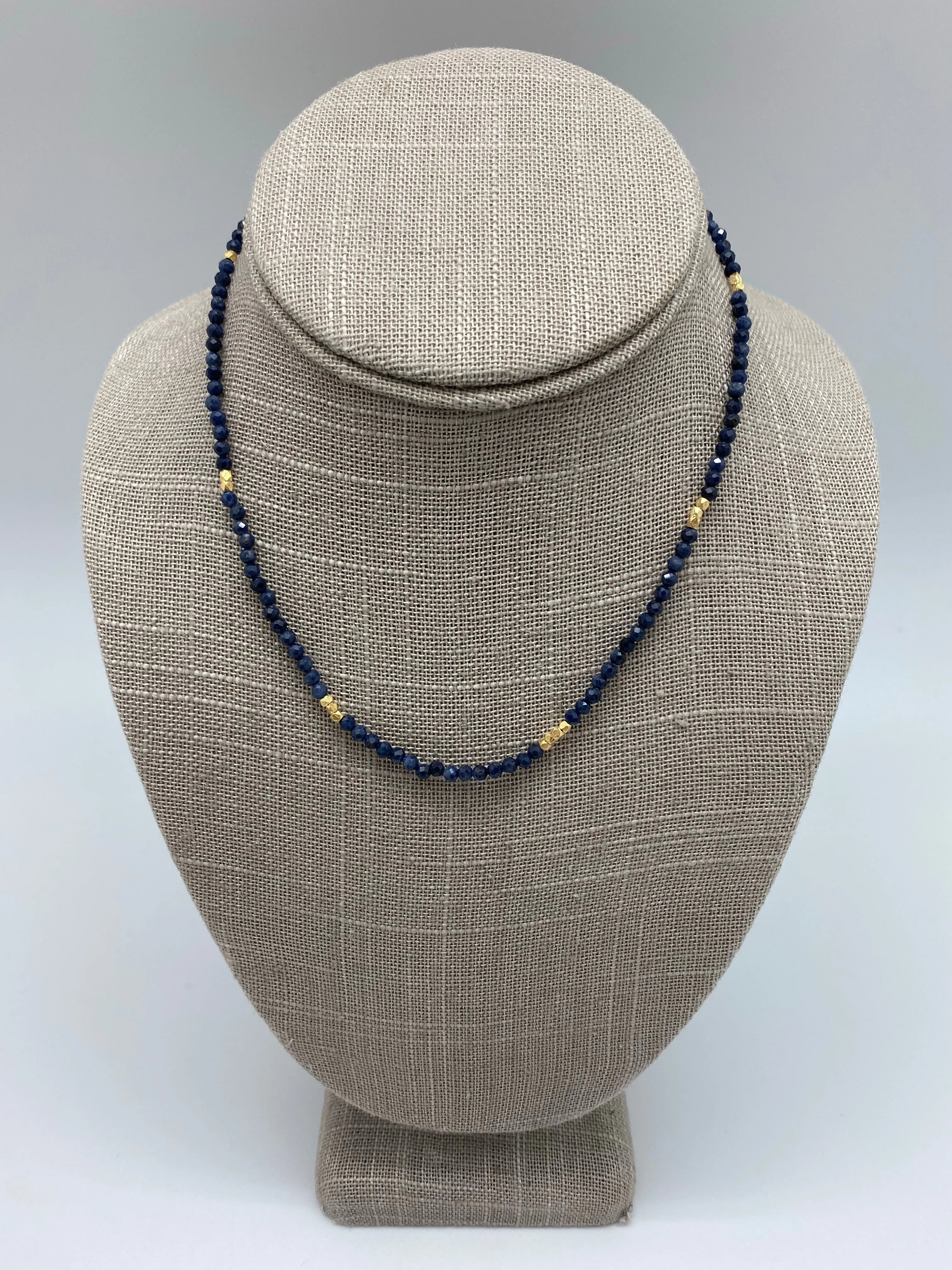 Sigrid beaded necklace - blue sapphire