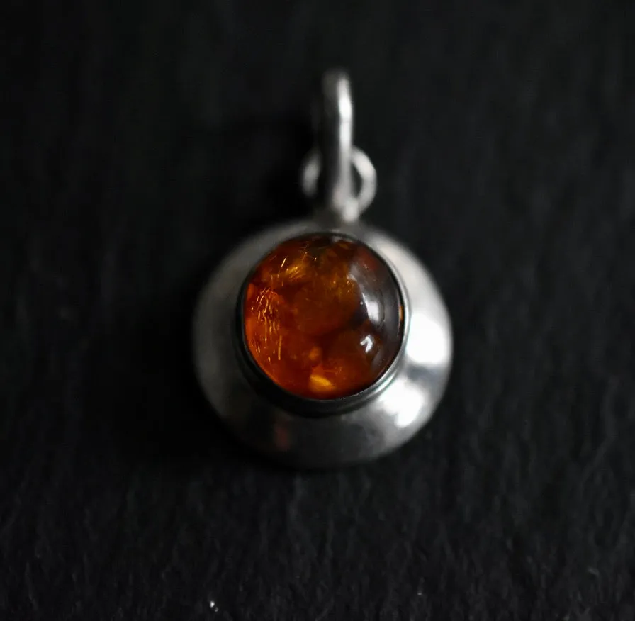 Stylish Vintage Baltic Amber Sterling Silver 925 Pendant