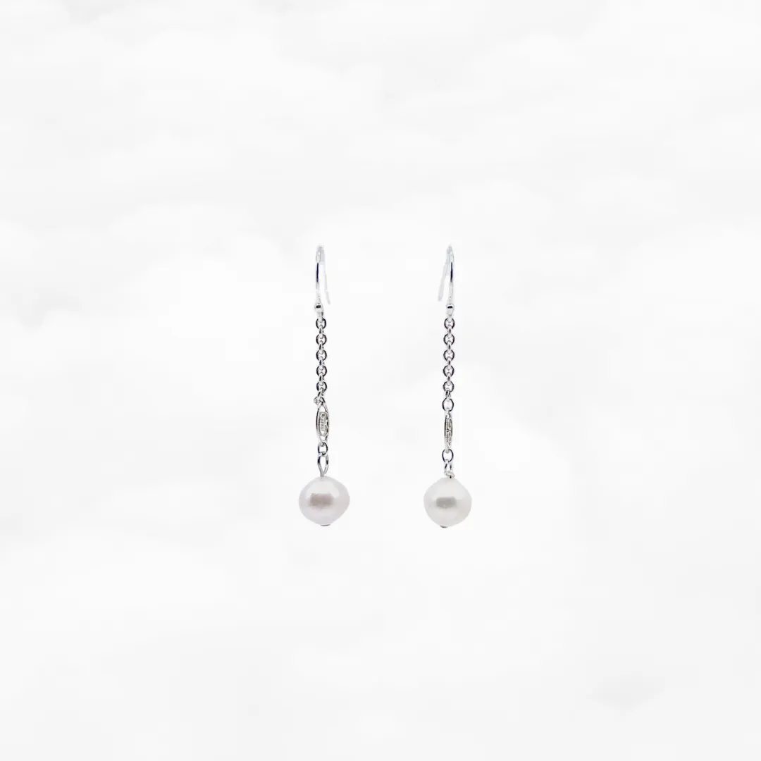 The Nine Filigree Pearl Earrings